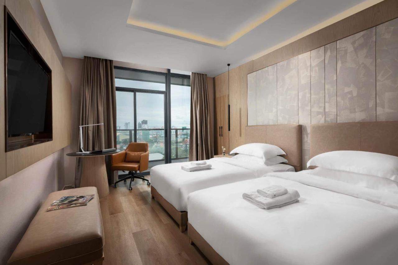 Sf Hotel Penthouse Residences 프놈펜 외부 사진